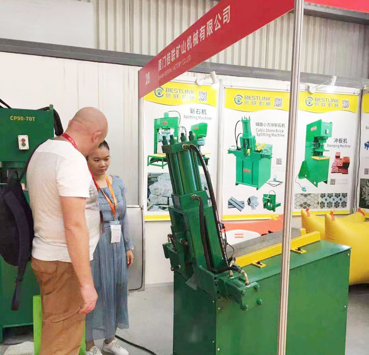 水头石材交易会-厦门百佳通3